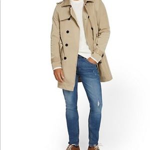 Shower resistant Mens double breasted Trench Coat with belt